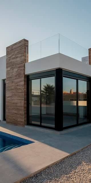 Construcción completa, Obra